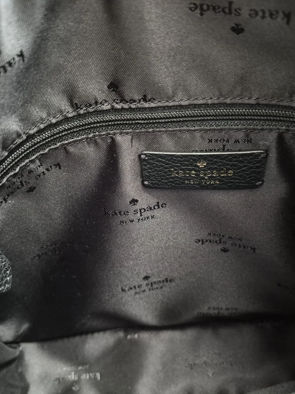Kate Spade New York 454 Large Swingpack Black Pebbled Leather Buckle Crossbody